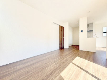 ���r���O�@���������R�Ɖ�b�����܂��A�S�n�悢�ЂƂƂ�