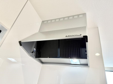 ���̑����ρ@�ݔ����������̏��C����������C��ɗU������A�����I�ɔr�����ł��܂��B