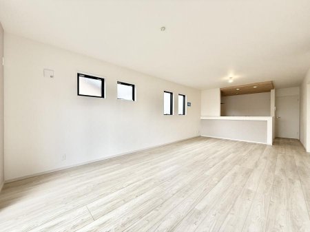 ���r���O�@���������R�Ɖ�b�����܂��A�S�n�悢�ЂƂƂ�