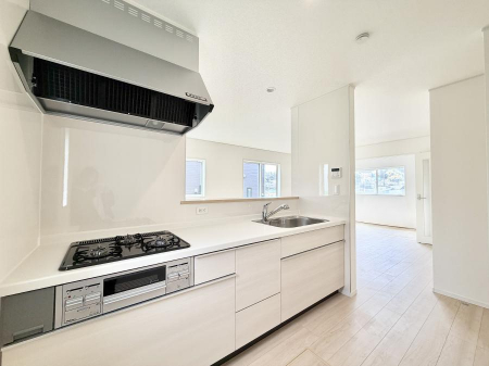 �L�b�`���@�������Ƒ����J��[�߂�A������̂���L�b�`��