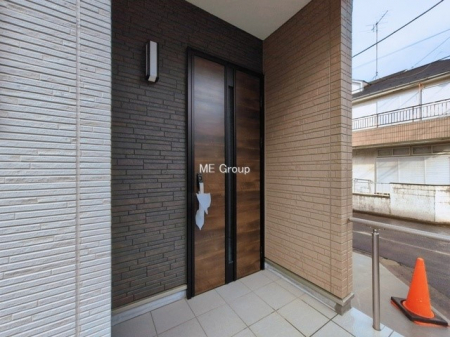 ���ց@�O��