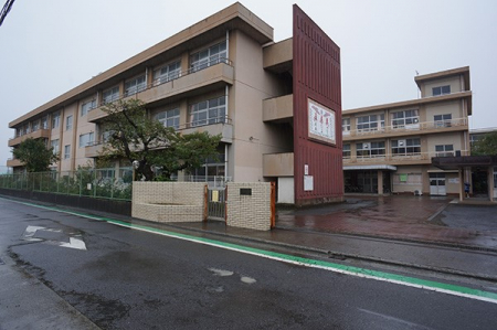 ���ӊ��@���w�Z 1200m ���c���s�����{���w�Z