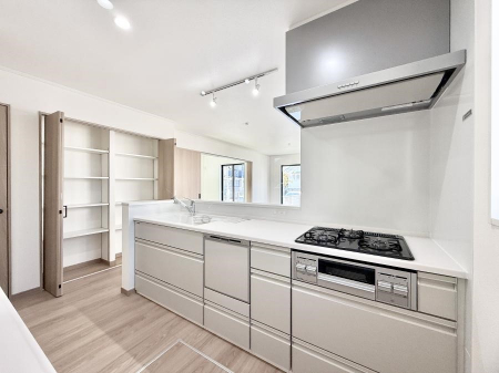 �L�b�`���@�������V���v���ŋ@�\�I�A�����g���₷���L�b�`��