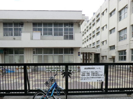 ���ӊ��@���w�Z 720m ���l�s�����J��񏬊w�Z