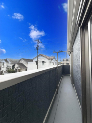 �o���R�j�[�@������ �G�߂̈ڂ낢����������J���I�ȋ�Ԃł�