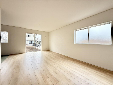 ���r���O�@���������R�Ɖ�b�����܂��A�S�n�悢�ЂƂƂ�