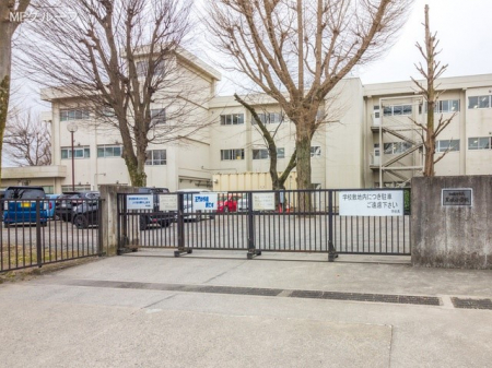 ���ӊ��@���w�Z 450m ���͌��s�������u���w�Z