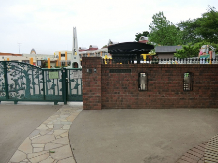 ���ӊ��@�c�t���E�ۈ牀 800m ���̎��c�t��