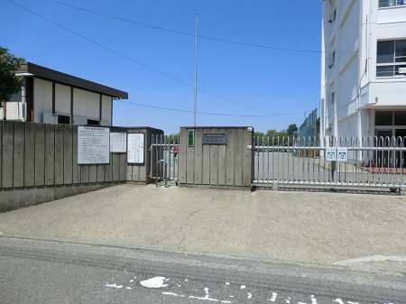 ���ӊ��@���w�Z 1100m ���{��s���]�m���w�Z