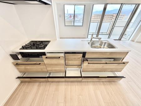 �L�b�`���@�������A�C�f�A�L����A�N���G�C�e�B�u�ȗ������