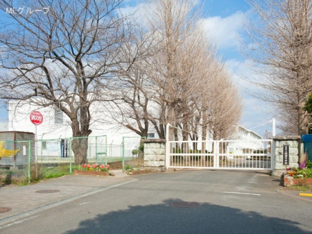 ���ӊ��@���w�Z 1200m �����s���������w�Z