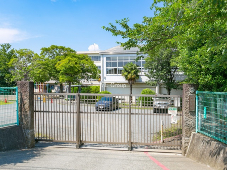 ���ӊ��@���w�Z 1800m ������s�����o���w�Z