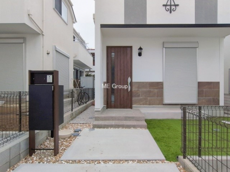 ���ց@�O��