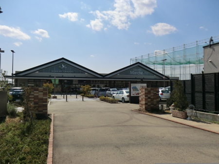 ���ӊ��@�X�[�p�[ 800m  �����ݖ�K�[�f���Y