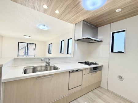 �L�b�`���@�������V���v���ŋ@�\�I�A�����g���₷���L�b�`��