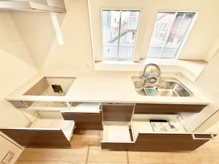 �L�b�`���@�������A�C�f�A�L����A�N���G�C�e�B�u�ȗ������