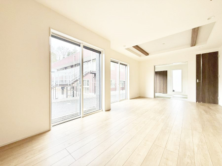 ���r���O�@�����������������Ɠ��ʂɂ���A�e���̋��