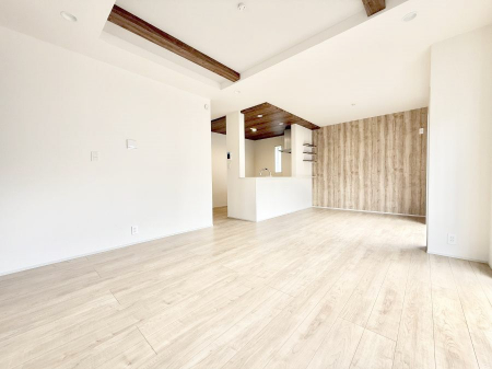 ���r���O�@���������났�ƏΊ炪�W�܂�A�S���܂郊�r���O