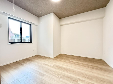 �q�������@����