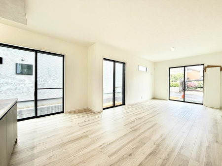 ���r���O�@���������ƕ���������A�����b�N�X�ł�����