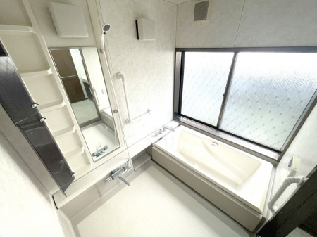 �����@����������̔�������A�S����������Ԃł�