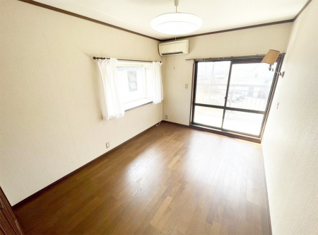 ���̑����ρ@�������Â��ȗm���œǏ����ɏW���ł���ꏊ