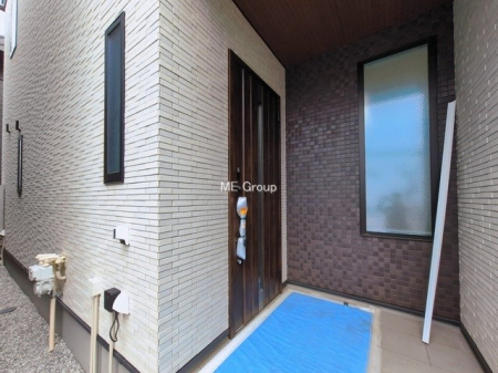 ���ց@�O��