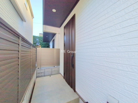 ���ց@�O��