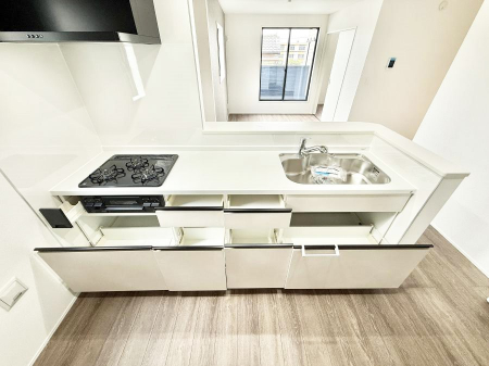 �L�b�`���@�������Ƒ����J��[�߂�A������̂���L�b�`��