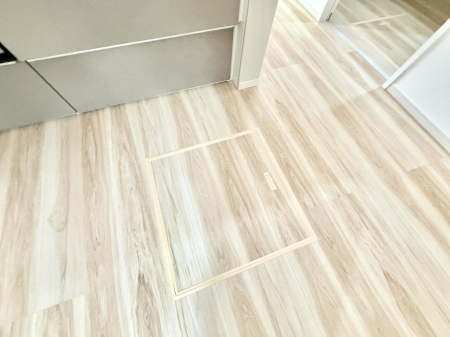 ���̑����ρ@�ݔ����B�ꂽ���[�X�y�[�X�ŉƑS�̂��X�b�L��
