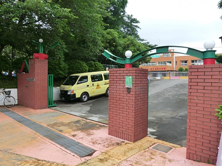 ���ӊ��@�c�t���E�ۈ牀 1300m ���S���z�c�t��