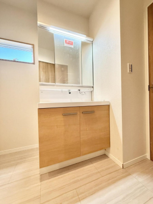 ���ʑ�E���ʏ��@�������Ƒ��݂�Ȃ��g���₷���z�u�ł�