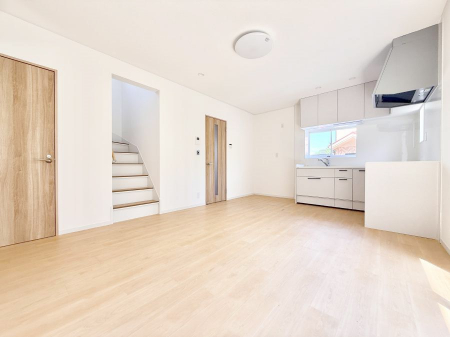 ���r���O�@���������R�Ɖ�b�����܂��A�S�n�悢�ЂƂƂ�