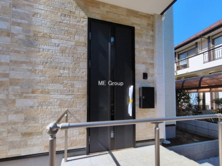 ���ց@�O��