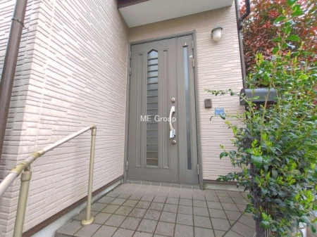 ���ց@�O��