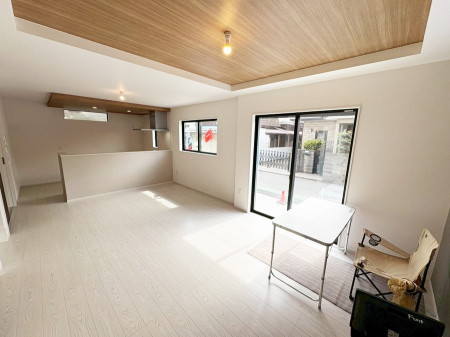 ���r���O�@���������C�ɓ���̏ꏊ�ŁA�̂�т�Ƃ������Ԃ�