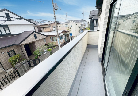 �o���R�j�[�@������ �G�߂̈ڂ낢����������J���I�ȋ�Ԃł�