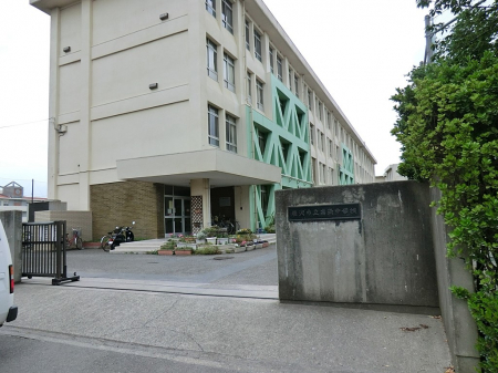 ���ӊ��@���w�Z 450m ����s�����l���w�Z