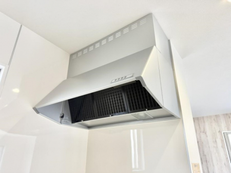 ���̑����ρ@�ݔ����������̏��C����������C��ɗU������A�����I�ɔr�����ł��܂��B