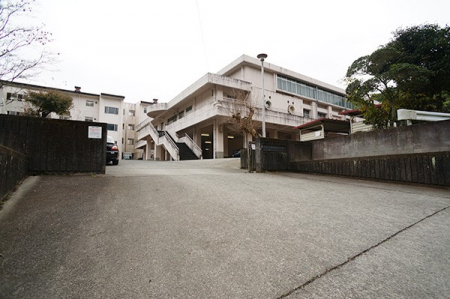 ���ӊ��@���w�Z 2100m �R�k�����R�k���w�Z