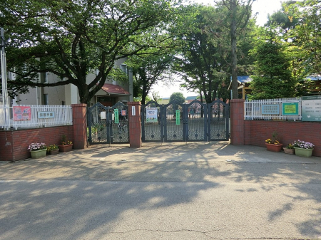 ���ӊ��@�c�t���E�ۈ牀 400m �یb�w���c�t��