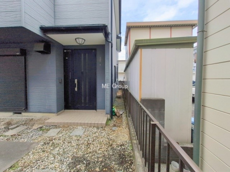 ���ց@�O��