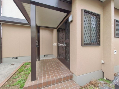 ���ց@�O��