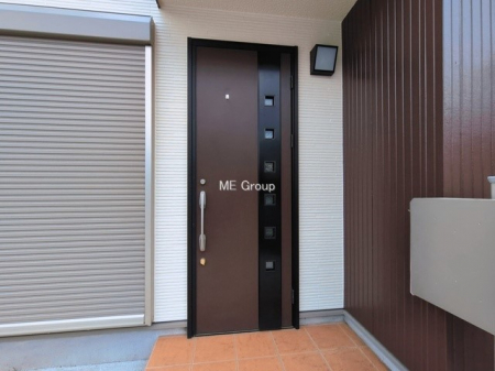 ���ց@�O��