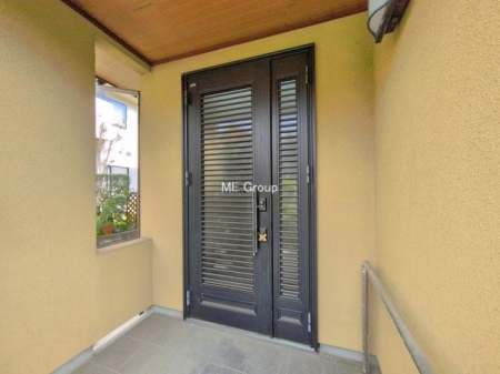 ���ց@�O��