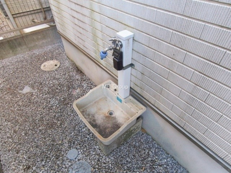 �@�}�ʂƈقȂ�ꍇ�͌�����D��