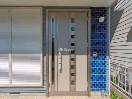 ���ց@�O��