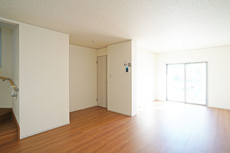 ���r���O�@�������S���������ꏊ�A�������߂����郊�r���O