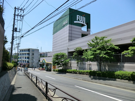 ���ӊ��@�X�[�p�[ 300m FUJI ����X
