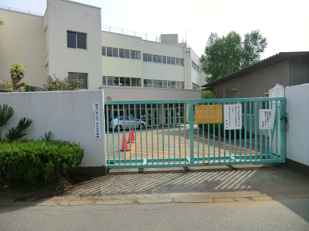 ���ӊ��@���w�Z 1400m �������R�s���攪���w�Z